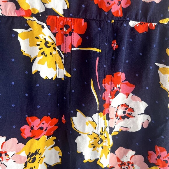 Old Navy Dark Blue Bold Floral Pleated Lace Bodice Peasant Blouse Size Medium - Picture 6 of 9